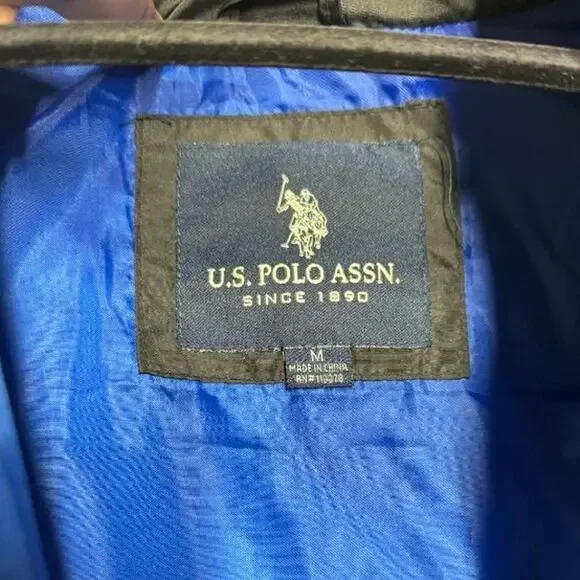 US POLO ASSN MENS PUFFER VEST BLACK AND BLUE SIZE M - Picture 3 of 6